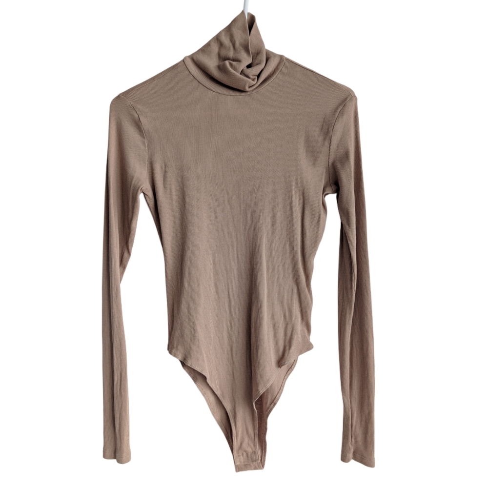 H&M Women's Small Taupe Brown Long Sleeve Turtle Neck Body Suit‎